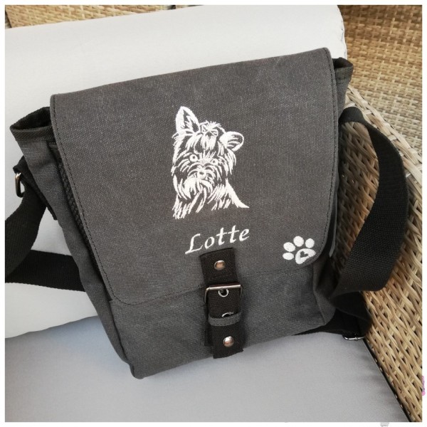 Canvas Tasche mit Yorkshire, Pfoten und Namen bestickt